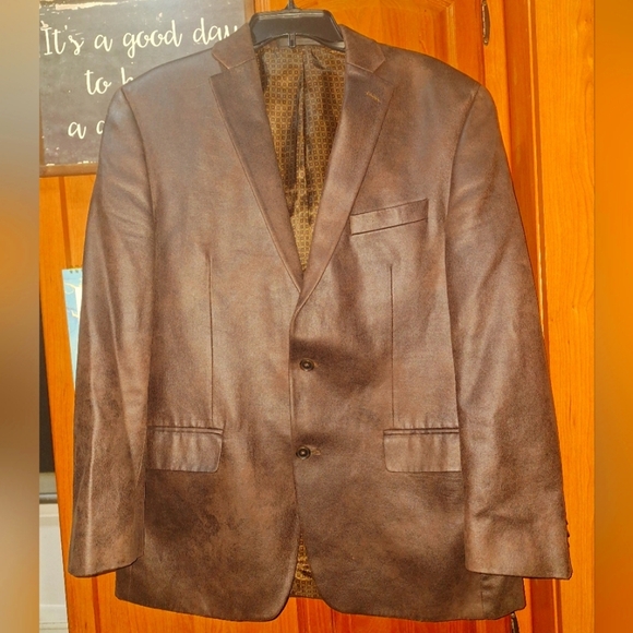 Michael Michael Kors Men's Brown faux leather Blazer in a size 42R. EUC - Picture 1 of 8